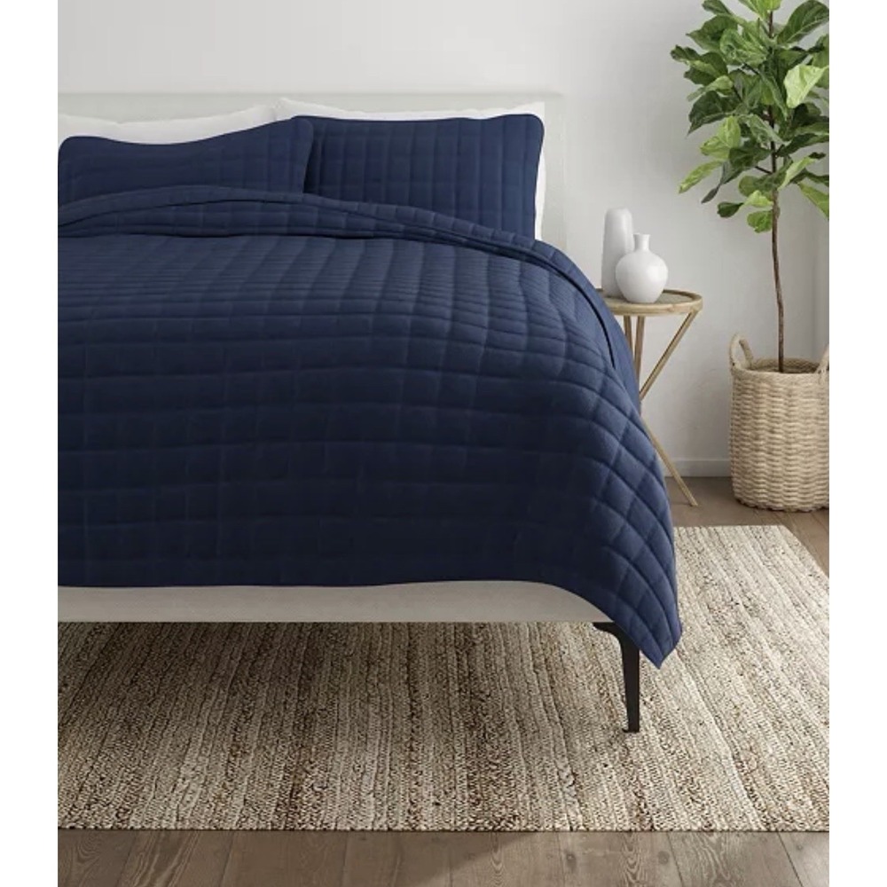Ienjoy Home Navy King Quilted Modern Minimal Farmhouse 3-Piece Comforter Set‎